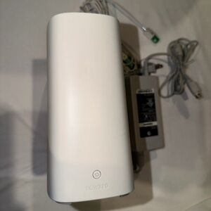 White BGW320 Router with Cables